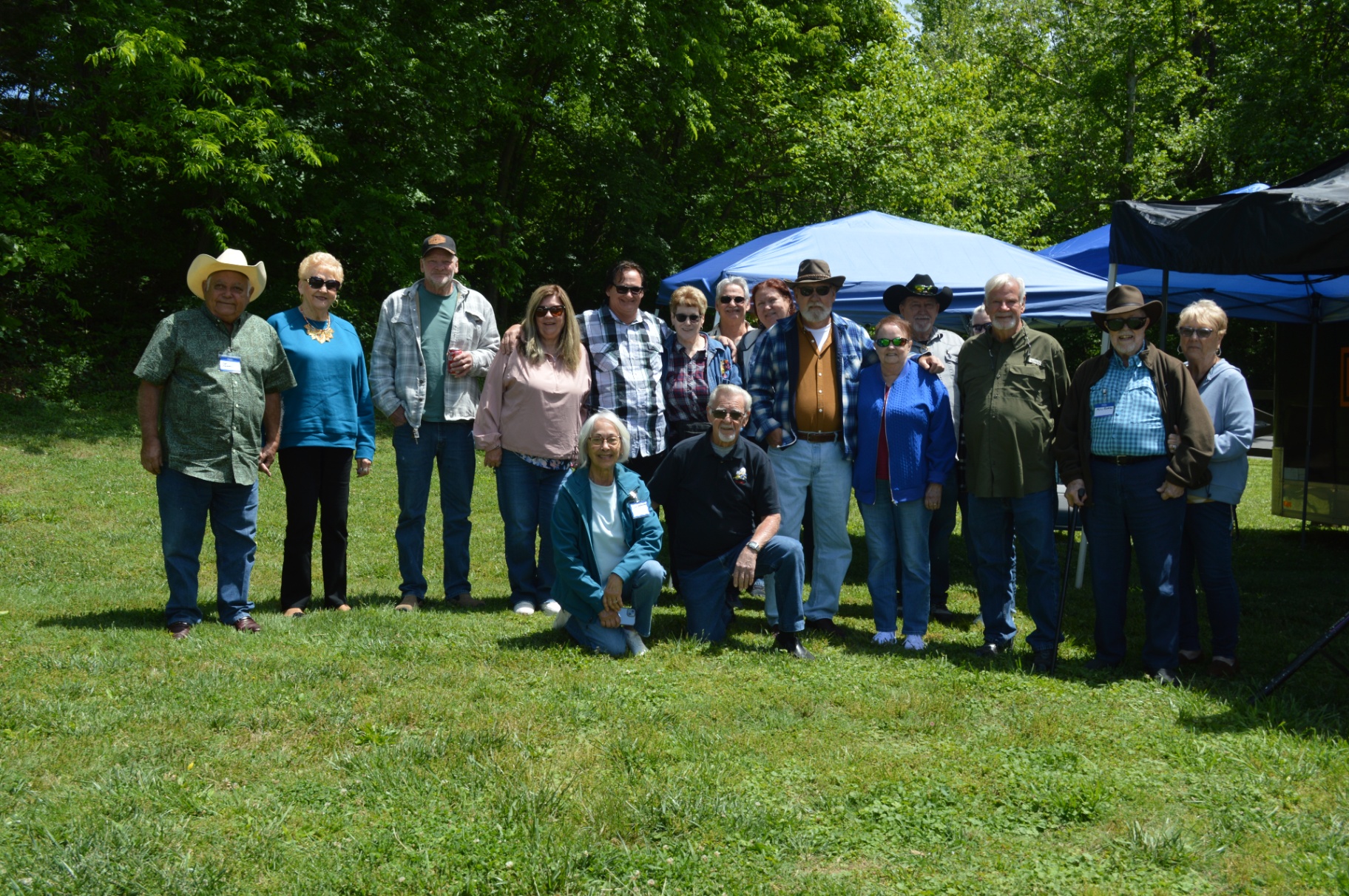 Group photo of veterans and spouses at the reunion